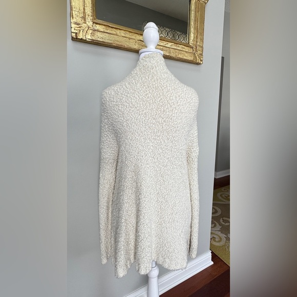 Cozy Textured Open-Front Cardigan - Picture 4 of 5